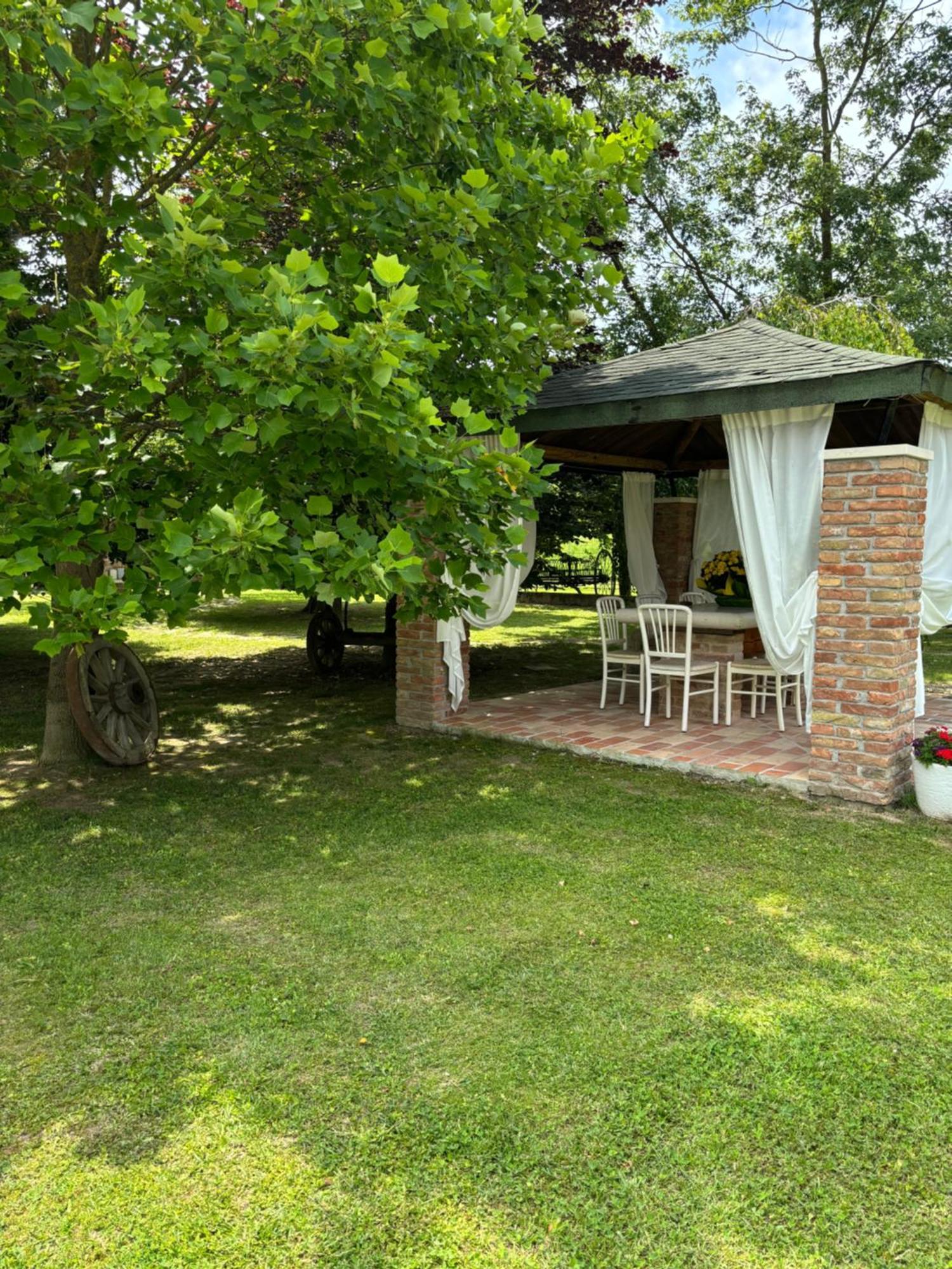 B&B Ca' Degli Orsi エラクレーア エクステリア 写真